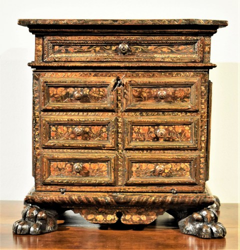 Furniture  - Coin cabinet with flap lid entirely inlaid with various woods 